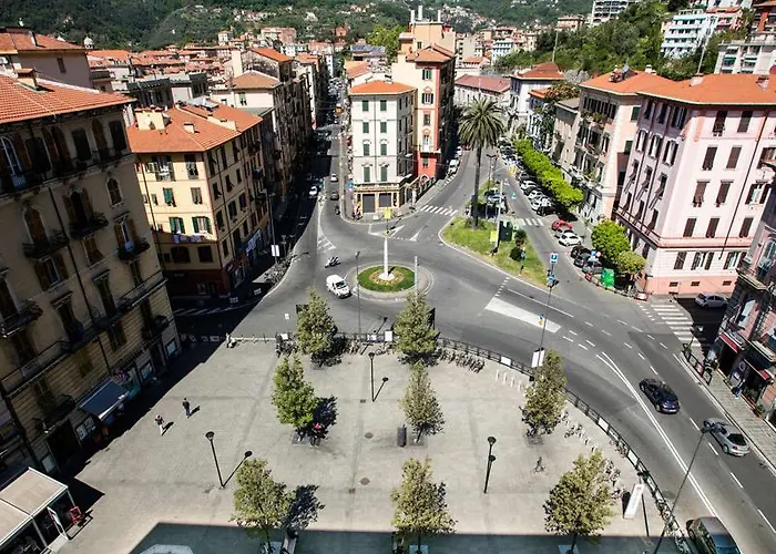 五渔村盖特威旅馆 4*