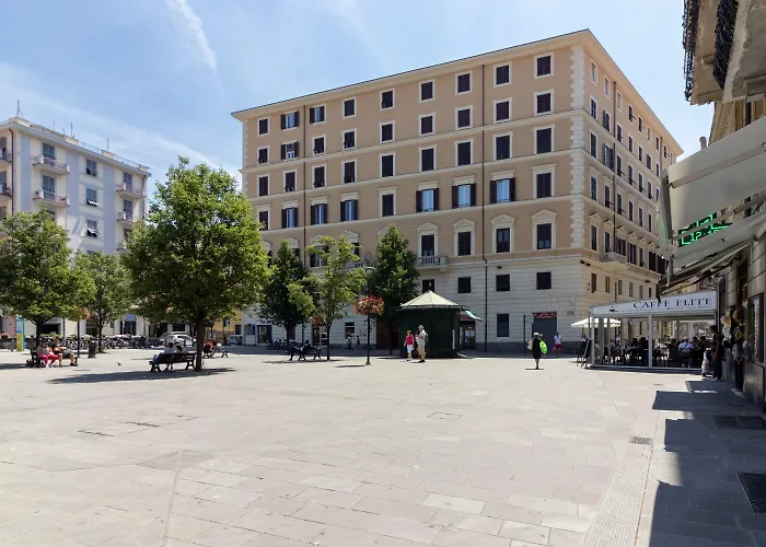 Cinque Terre Gateway Гостевой дом