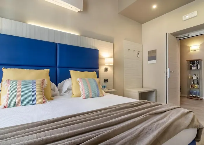 Konukevi Cinque Terre Gateway 4*