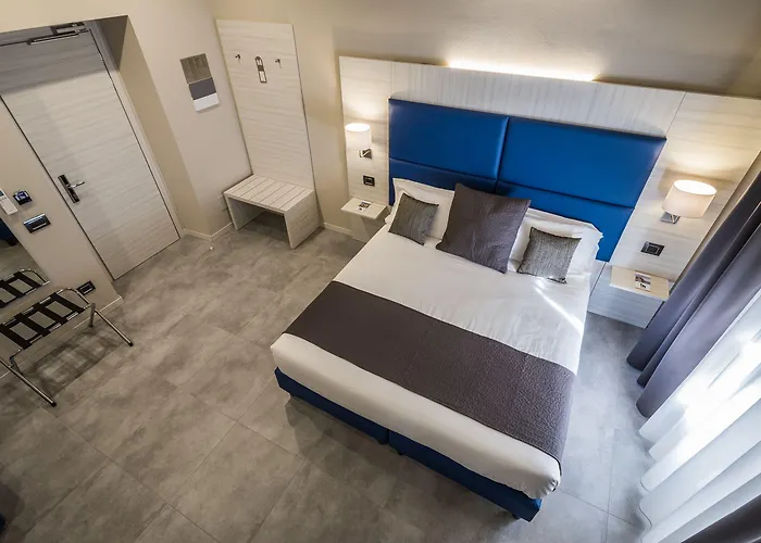 Konukevi Cinque Terre Gateway 4*