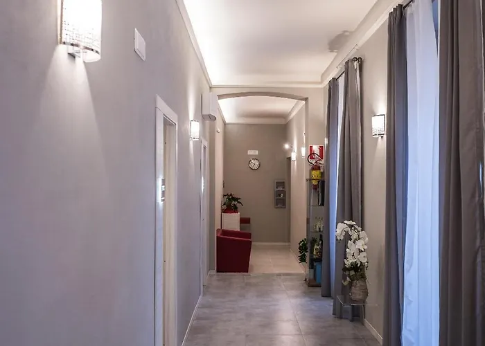 Konukevi Cinque Terre Gateway 4*